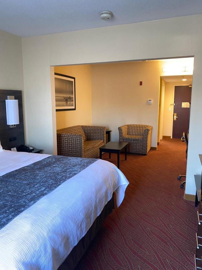 Best Western Bar Harbour Inn Massapequa Park Dış mekan fotoğraf